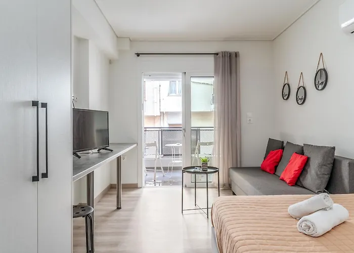 Elvita Apartments 4