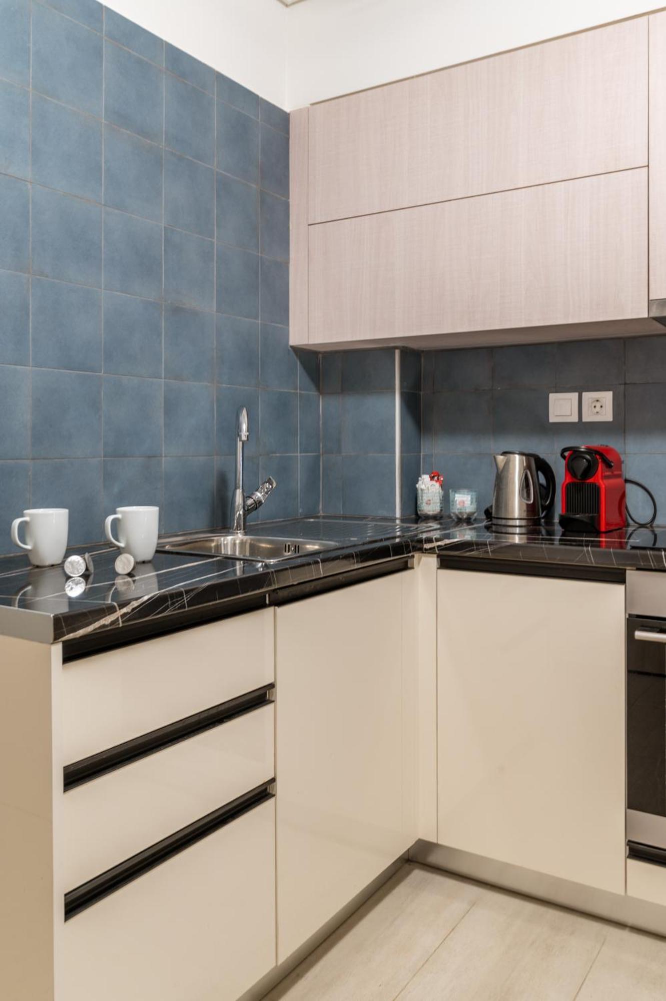 Apartment Elvita 4 *