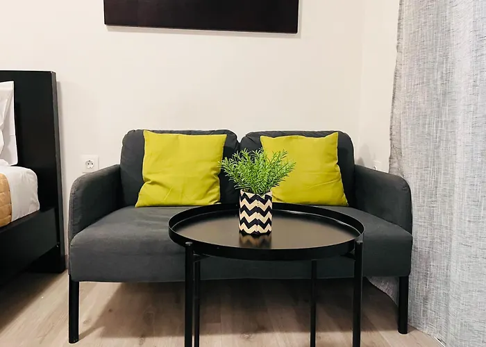 Elvita Apartments 4
