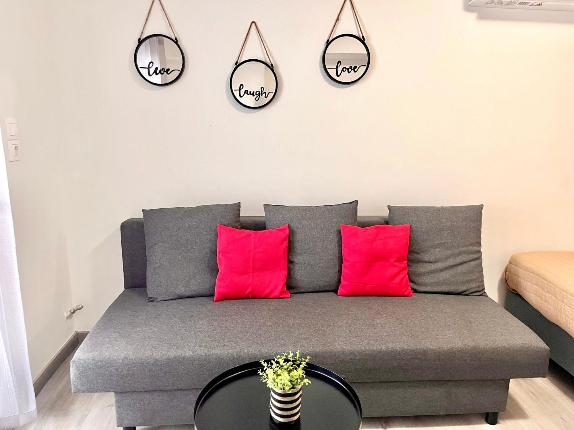 Elvita 4 Apartment *