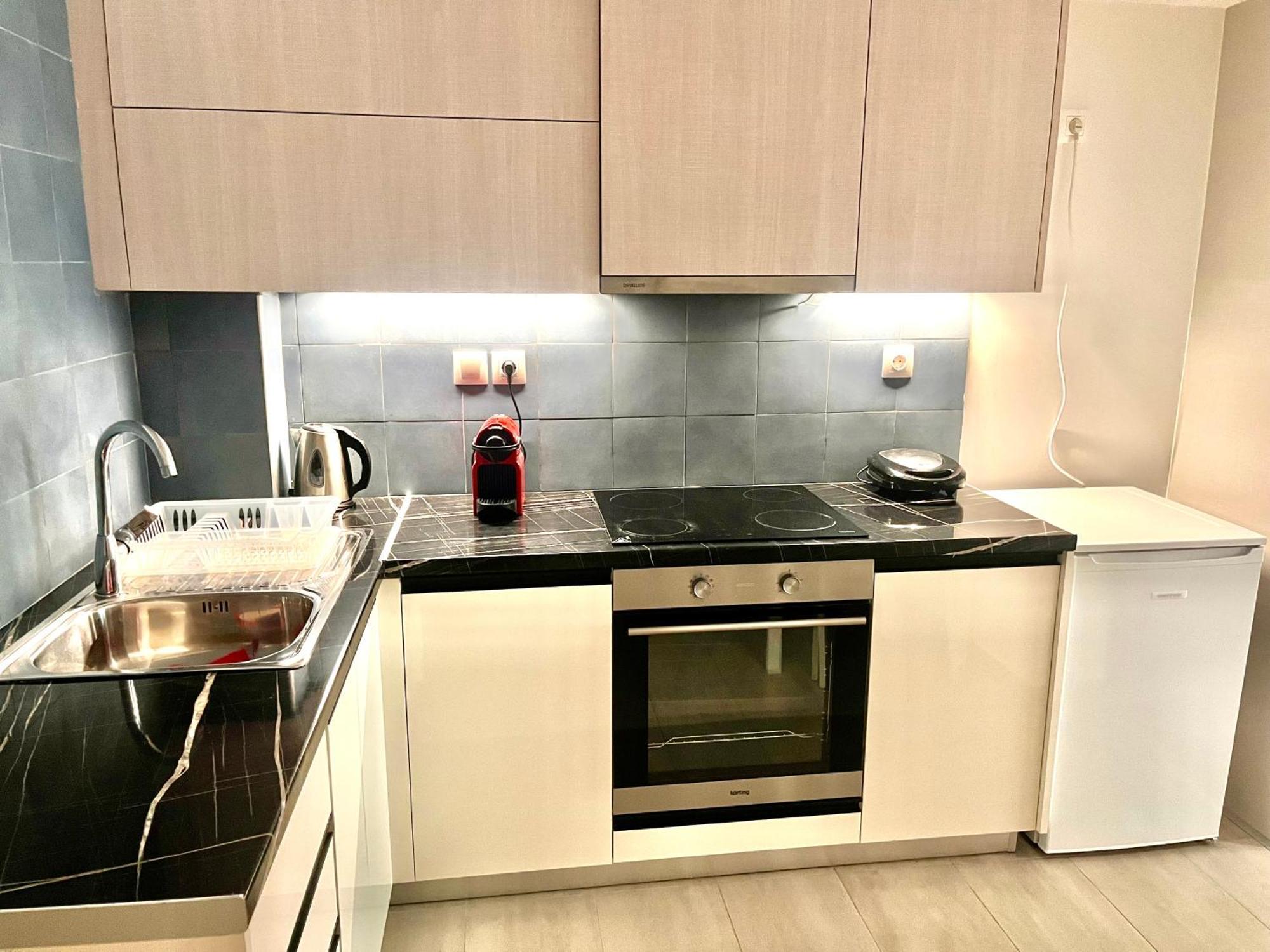 Elvita 4 Apartment *