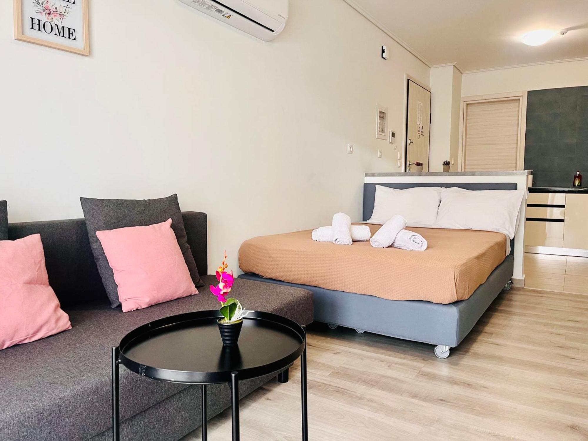 Elvita 4 * Athens