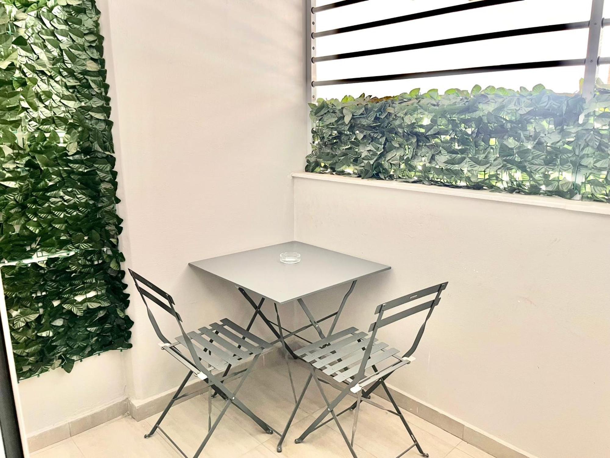 Elvita 4 * Athens